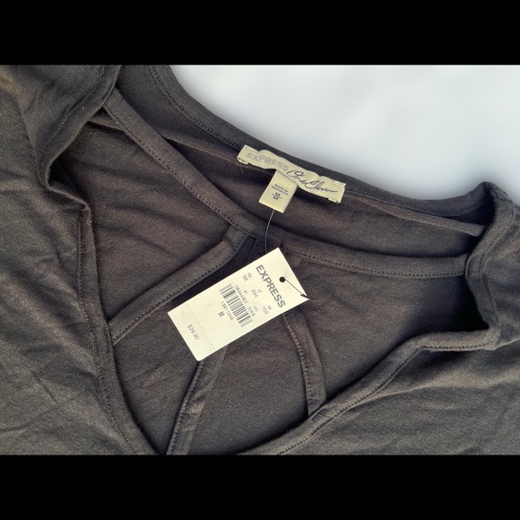 One Eleven London Tee - Picture 3 of 9